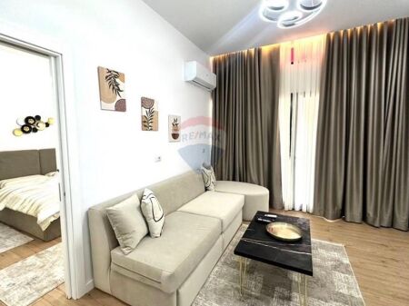 Apartament - Për Shitje - Rruga Ali Demi, Tiranë ID: 530471003-467