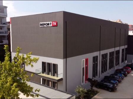 Shitet 1+1,Ish parku Autobuzave