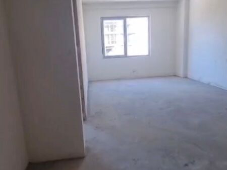 Appartamento 1+1 in vendita a Paskuqan vicino a Rez Shehu