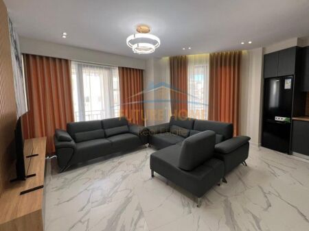 Shitet, Apartament 2+1+Verande, '' Urban Gate '' Residence, Unaza e re, Tirane