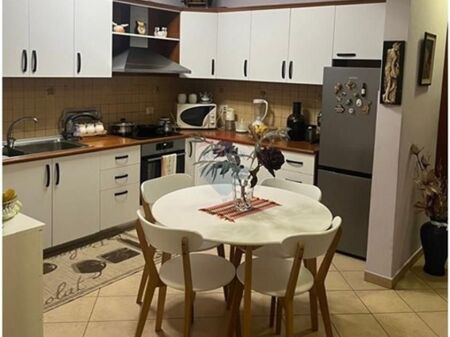 Apartament 2+1 per qira tek Rruga e Kavajes