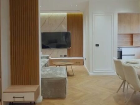 Apartament 2+1 per shitje perballe delijorgjit afer pallatit me shigjeta