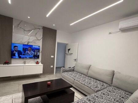 APPARTAMENTO IN AFFITTO 1+1 5 MAGGIO 45.000 LEKE FH-68764