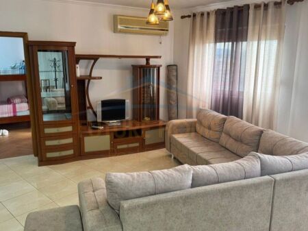 Affitto, Appartamento 2+1, Via delle Barricate