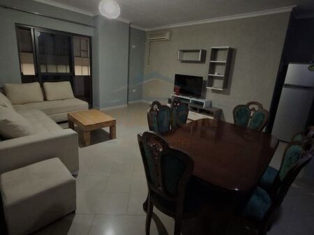 Qera, Apartament 2+1+2, Bar Bohem, Unaza e Re