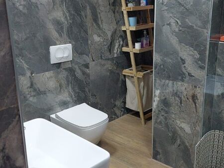 Me Qira – Apartament 1+1 pranë Markates