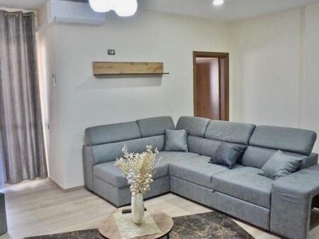 Apartament 1+1 per Qera perballe Delijorgjit