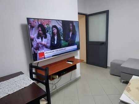 Jepet me qera apartament 2+1 Myslym Shyri 55.000 Leke