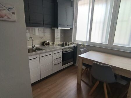 Apartament 2+1 me qera- Ish Bllok! 900 € /Muaj
