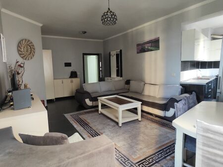 Affittasi 1+1 vicino a Trida Lounge