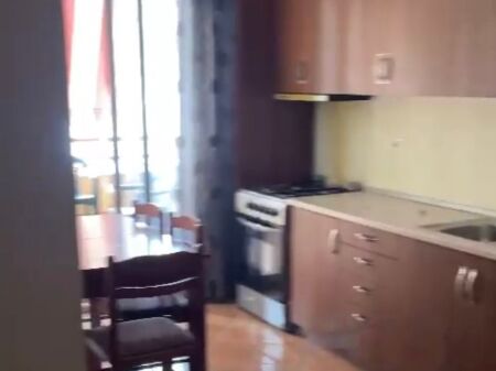 Jepet me qira 1+1 Fresku 35.000 leke