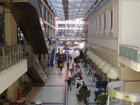 Dyqan per shitje ,Qender