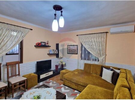 SHTËPI PRIVATE NË SHITJE – ÇOLE, VLORË