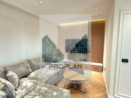 🏠 SHITET – Apartament 2+1+Garderobë | Përballë Delijorgjit (buzë Lanes)