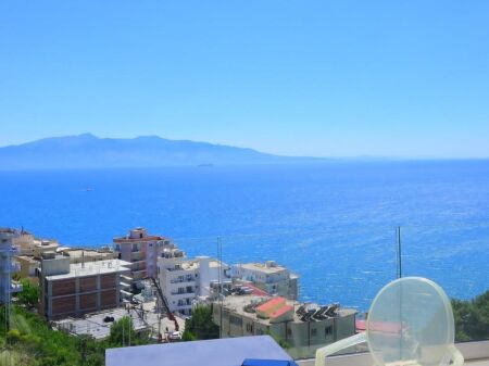 Apartament 2+1 me pamje nga deti