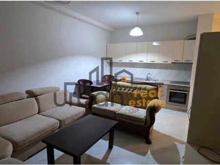 🏡 JEPET ME QERA APARTAMENT 2+1 – GOLDEN PARK