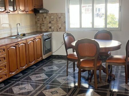 Laprak Jepet Apartament 2+1 Me Qera