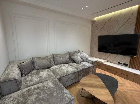 Apartament  2+1 + Gardërobë për Shitje – Përballë Kompleksit Delijorgji