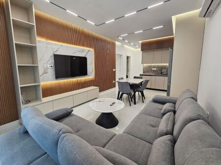 🏡 Appartamento moderno 2+1 in affitto – Zogu i Zi