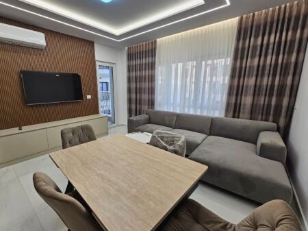 🏡 Jepet me qira apartament 1+1 – Zogu i Zi
