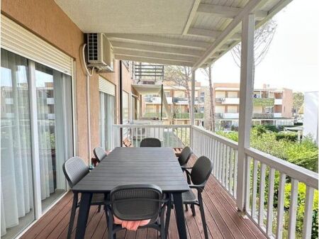 Apartament 2+1 për shitje ne kompleksin Lura 3, Gjiri i Lalzit