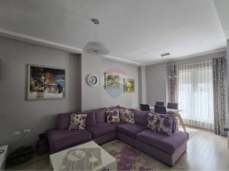 Apartament 2+1 per qira tek Kompleksi Kontakt