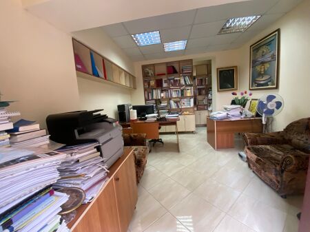 Ambjent me qera prane ministrise se Drejtesise !
