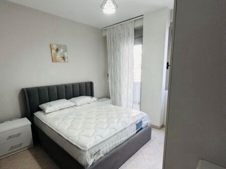 JEPET APARTAMENT ME QERA 1+1 RRUGA E KAVAJES