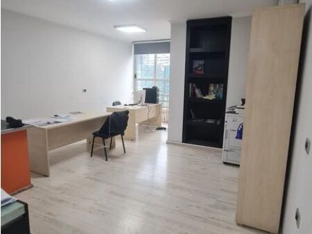 VICINO AL 21 DICEMBRE VENDIAMO APPARTAMENTO 2+1, VIA SALI BUTKA