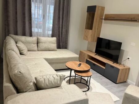 Qera | Apartament 2 + 1 | Blloku | 850 €/muaj