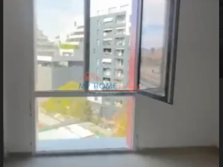 Ufficio in affitto Via di Dibra a Tirana