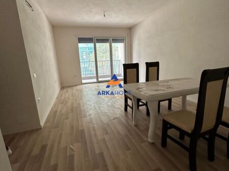 AFFITTASI APPARTAMENTO 2+1+BALCONE "TRIO TOWER DON BOSKO" 60000 LEKE