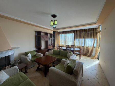 Affittasi Appartamento 2+1+2