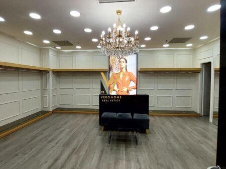 JEPET AMBIENT 64 M2 ME QERA TE GALERIA ETC 1.200 EURO