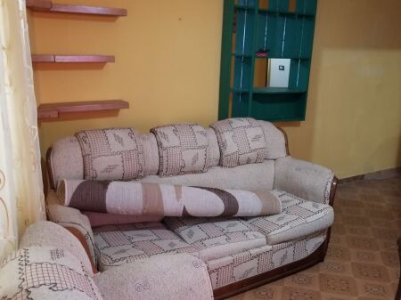 Jepet me qera 1+1 mobiluar private 40000 lek