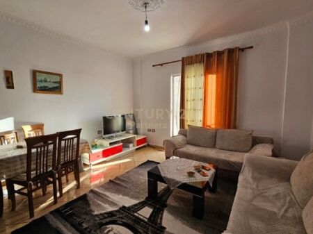 Shesim apartament 1+1 me dy ballkone