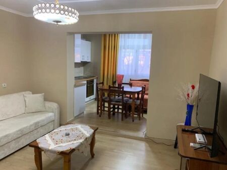 APARTAMENT ME QERA 1+1 RRUGA BARDHYL 45.000 LEKE FH-68862