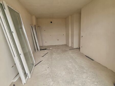 🏡 Shitet Apartament 2+1 – Univers City