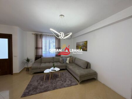 Appartamento 2+1 in affitto nel Centro vicino al palazzo di 15 piani (ID 4229492