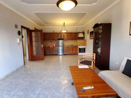 Apartament 1+1 me qera tek Rruga Bardhyl Tirane