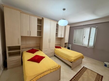 Jepet me qira apartament 2+1+2 tualete