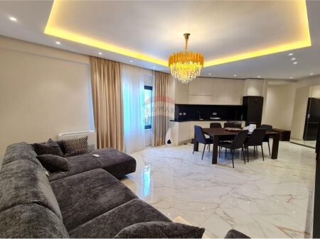 Appartamento 2+1 in affitto Viale Zogu I