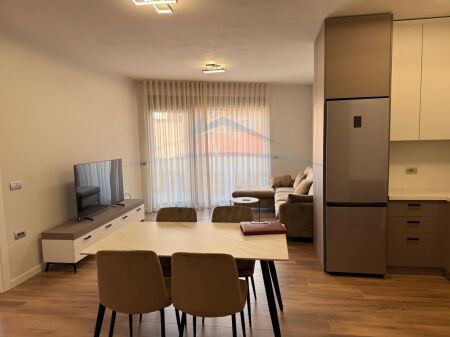 Rent, Apartment 2+1+2+Parking Space, Elbasan Street, Tirana.