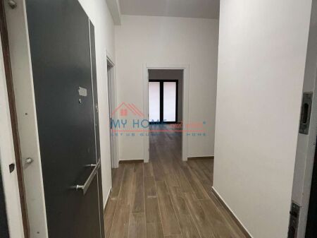 Office for Rent Pharmacy 10 Tirane