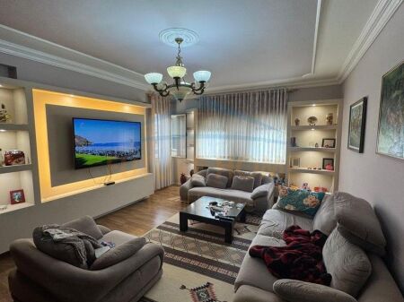 For sale, Apartment 3+1+2, Unaza e Re