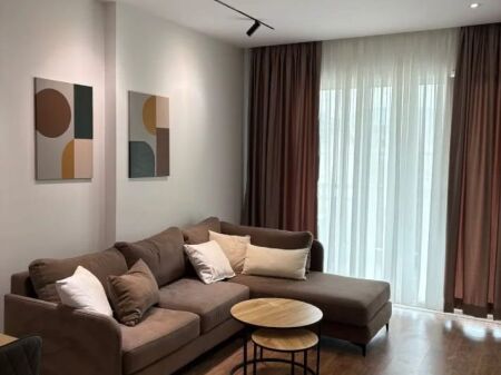 Jepet Me Qera Apartament 1+1+1 Ballkon