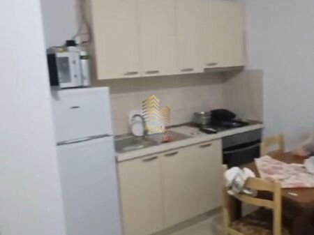 Qira, Garsoniere,Porcelan, 24.000 Lek/muaj