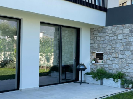 Vilë Individuale për Shitje – Liqeni i Farkës  ✅