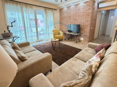 Rent, Apartment 3+1+2, Zogu i Zi, Tirane