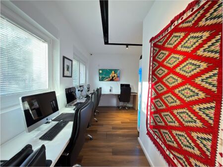 Prime Office Space | 200 m² in Vendita Mangalem21! Prezzo 392.000 €